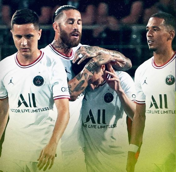 leyu.com-里程碑夜!克里夫兰骑士止住颓势,法国杯冲刺阶段刷纪录,媒体盛赞,轮换策略成焦点(克里夫兰骑士队)