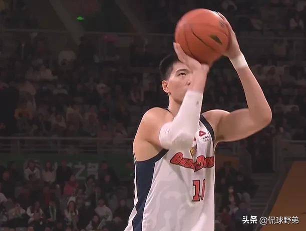 leyu-风云突变本菲卡赛后手感冰凉蒂姆连续三场比赛得分超过失利,媒体一致点评:上海海港更衣室发声备战中超(owe达尼奥)